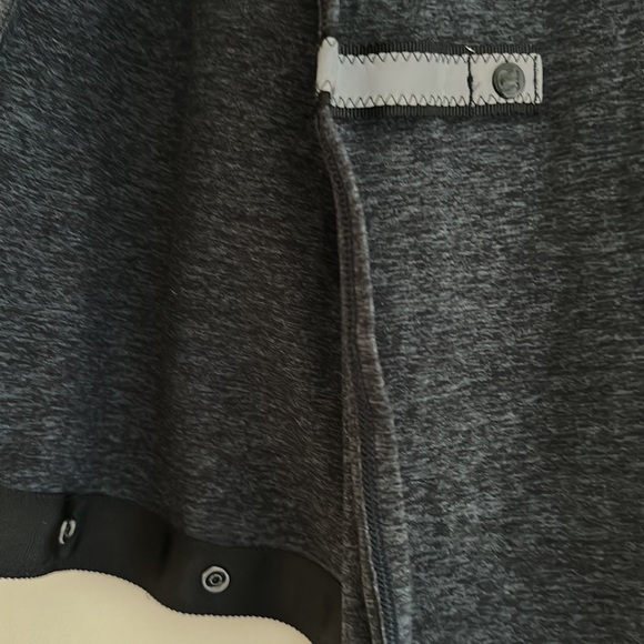 Lululemon Vinyasa Scarf - Picture 4 of 4